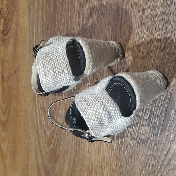 COACH KIMMY logo wedge.    #4848 - Picture 5 of 12